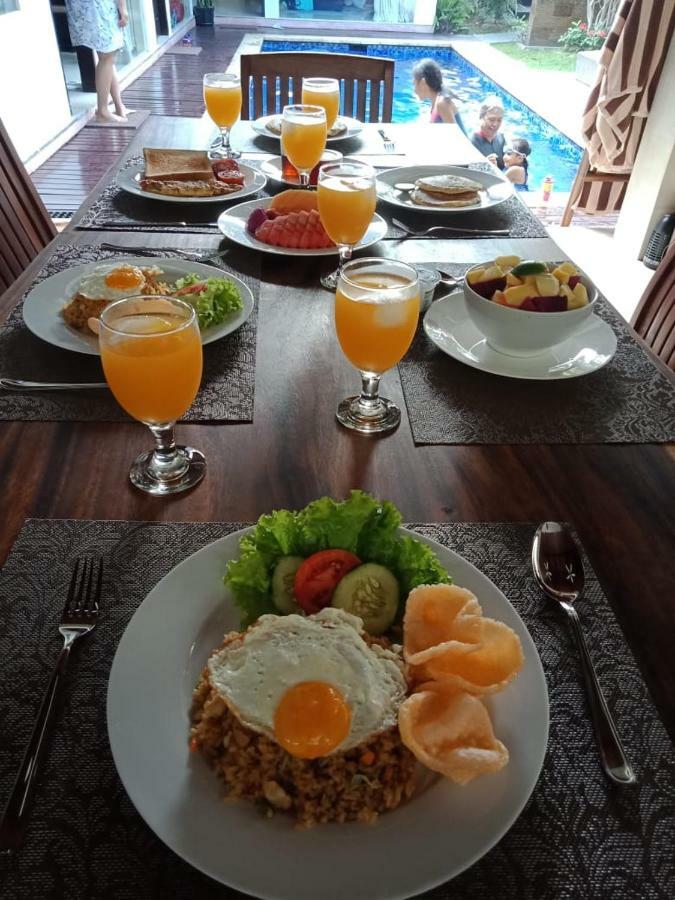 Villa Davenny Seminyak Exteriör bild