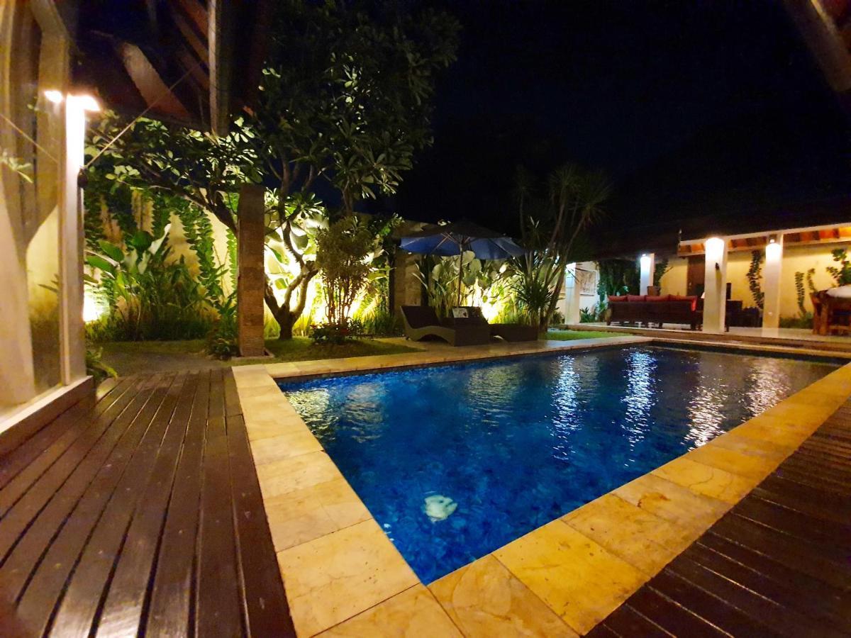 Villa Davenny Seminyak Exteriör bild