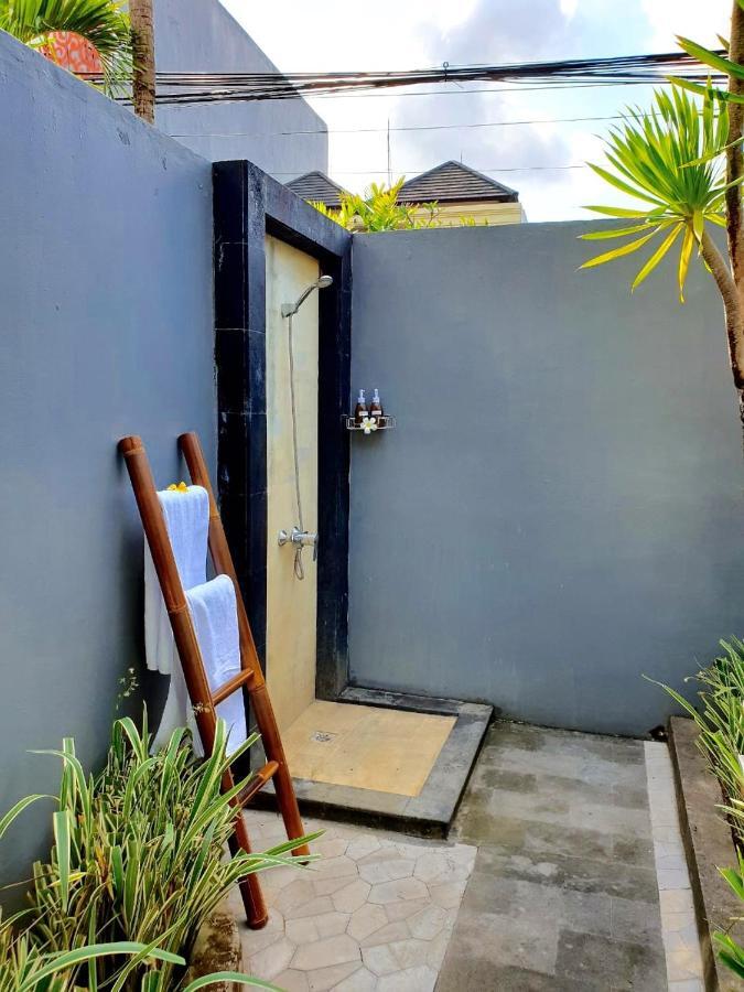 Villa Davenny Seminyak Exteriör bild