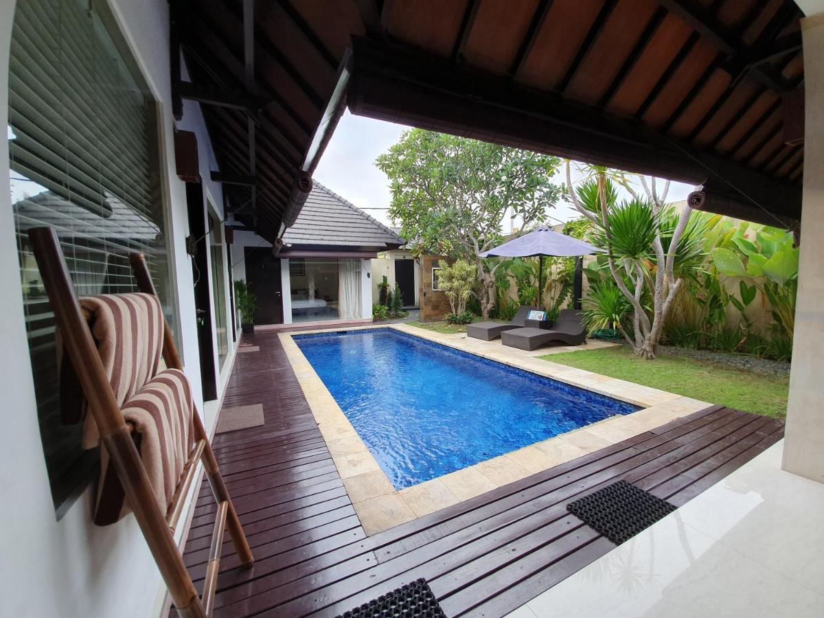 Villa Davenny Seminyak Exteriör bild